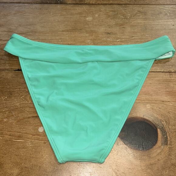 Cupshe High Waist, Extra High Leg Cheeky Green Bikini Bottoms Size Medium - Picture 2 of 3